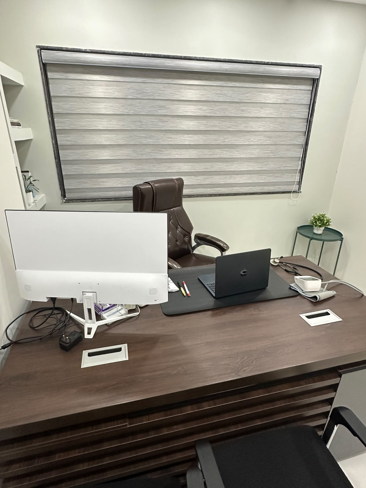 Doctor consultation desk at Dr Surendra Endocrine Super Speciality Center KPHB Hyderabad